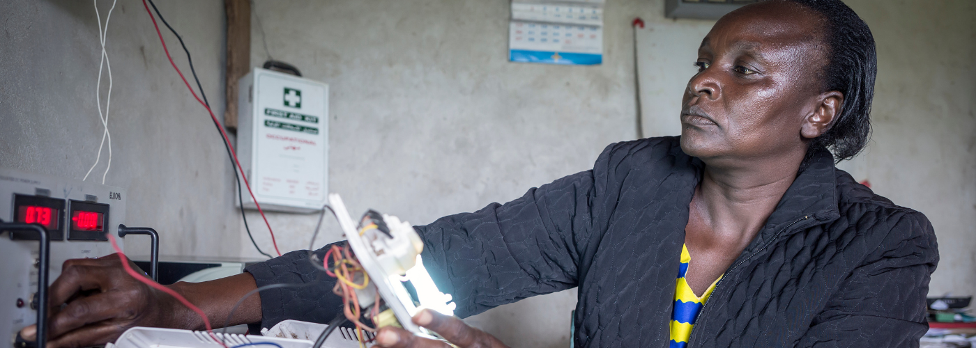 Innovative approaches to close the gender gaps in energy in Kenya, Tanzania and Nepal
